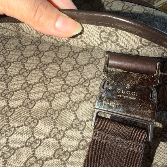 Authentic Gucci Supreme Monogram Shoulder Bag - Picture 4 of 13